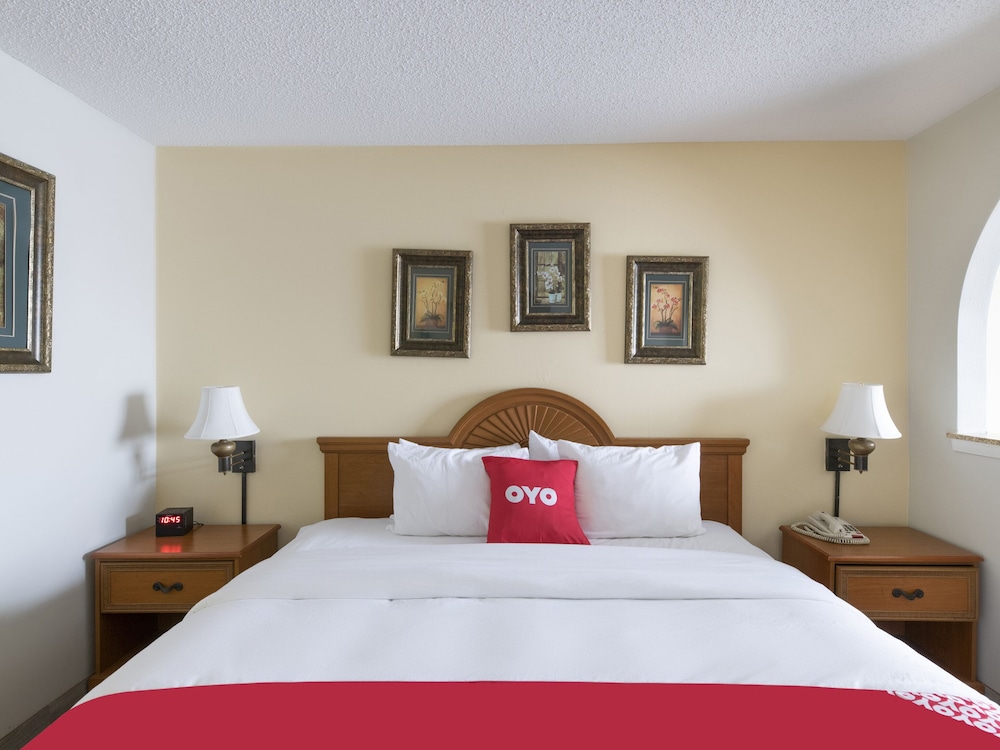 OYO Hotel Stafford TX I-69 North 22/42