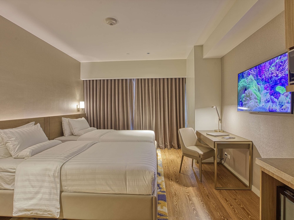 Novotel Suites Manila At Acqua 11/52