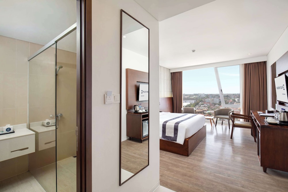 Golden Tulip Pontianak 29/64