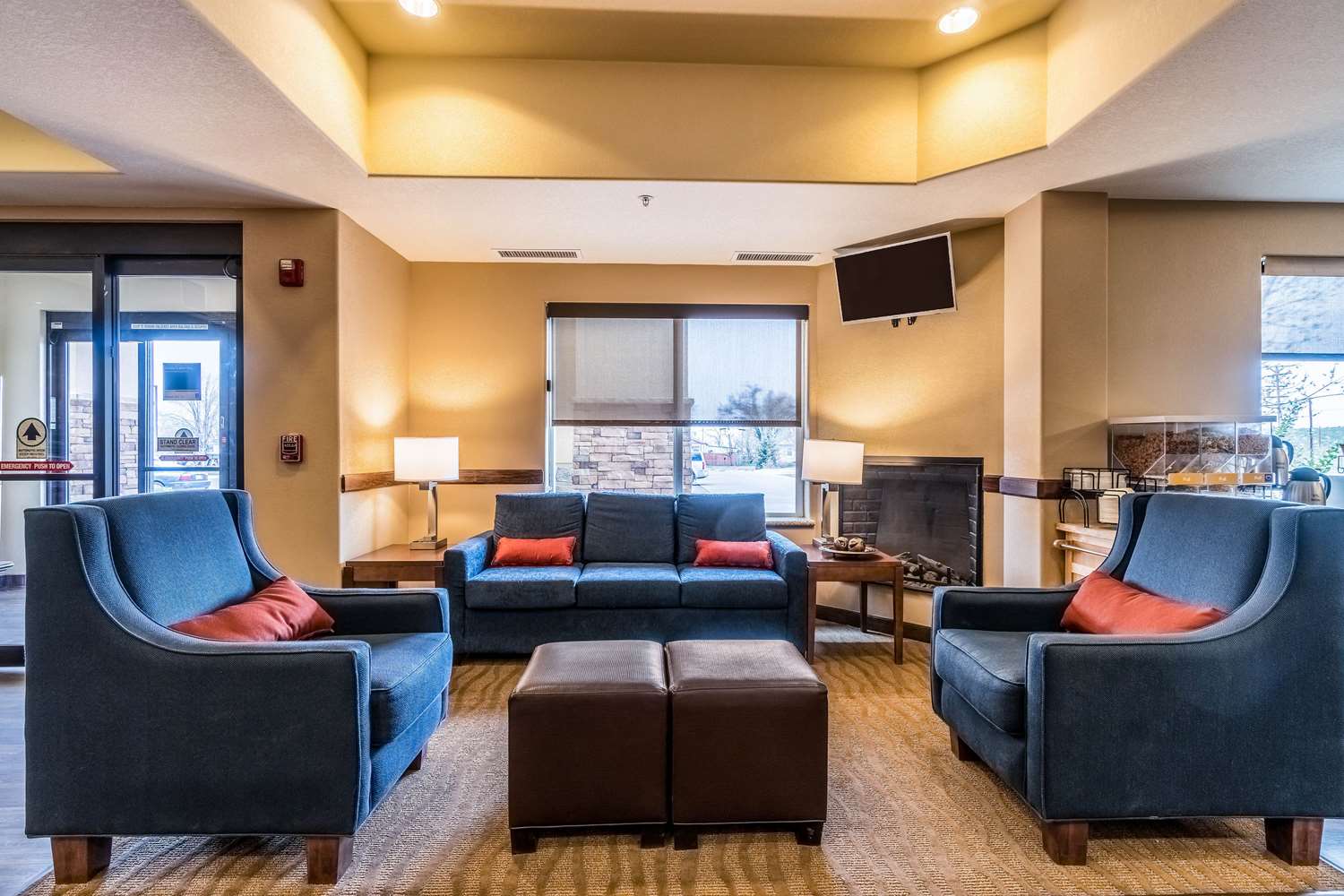 Comfort Inn and Suites Rifle 34/49