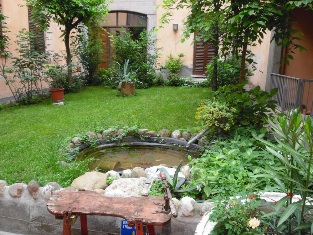 ALBERGO BIANCHI STAZIONE 45/50