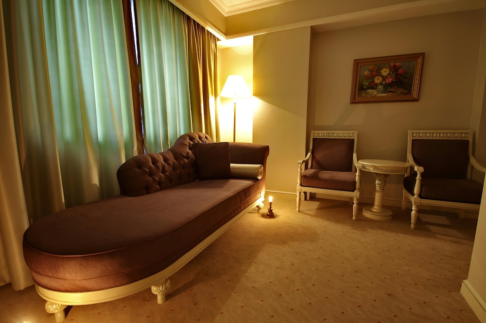 Demir Hotel 27/44
