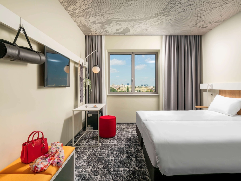 ibis Bucharest Politehnica 14/41