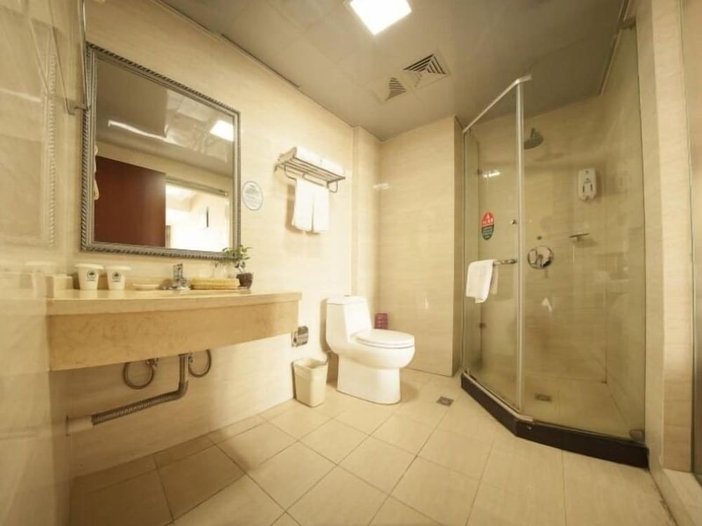 GREENTREE INN HEFEI SWAN LAKE WANDA SQUARE EXPRESS HOTEL 56/58