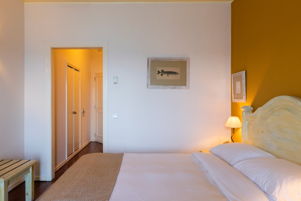 Superior, Double Bed, Ria View