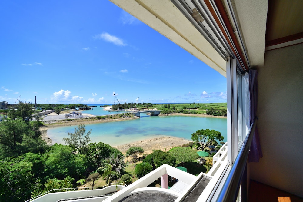 Hotel South Island 10/57