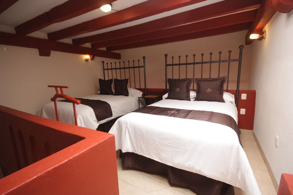 Hotel Santa Regina 10/60