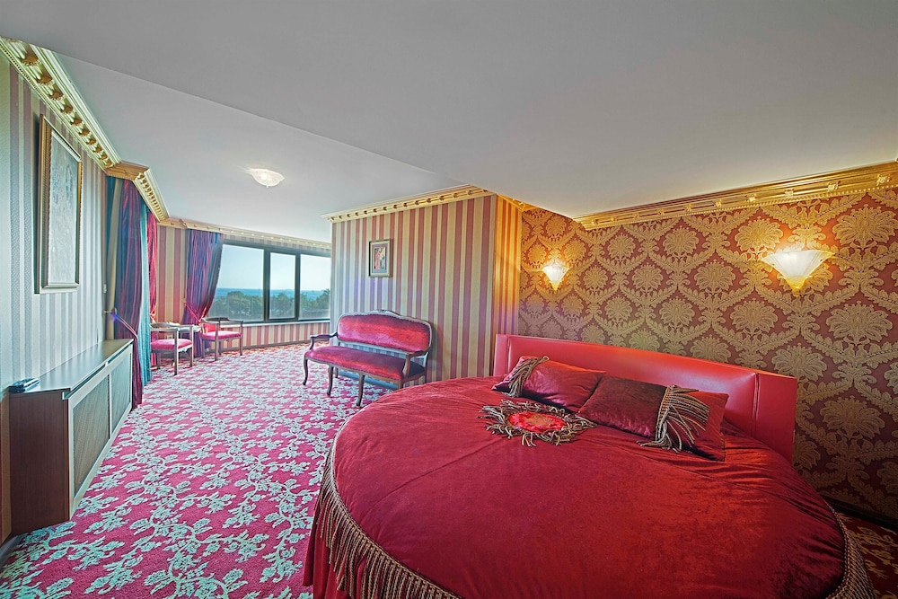 MARMARA, SUITE