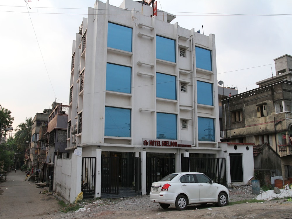 Oyo Rooms Parama Island Em Bypass 3/15