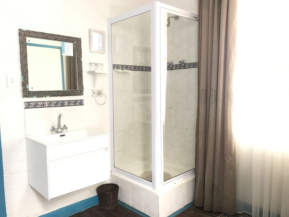 Athenian Villa 49/50