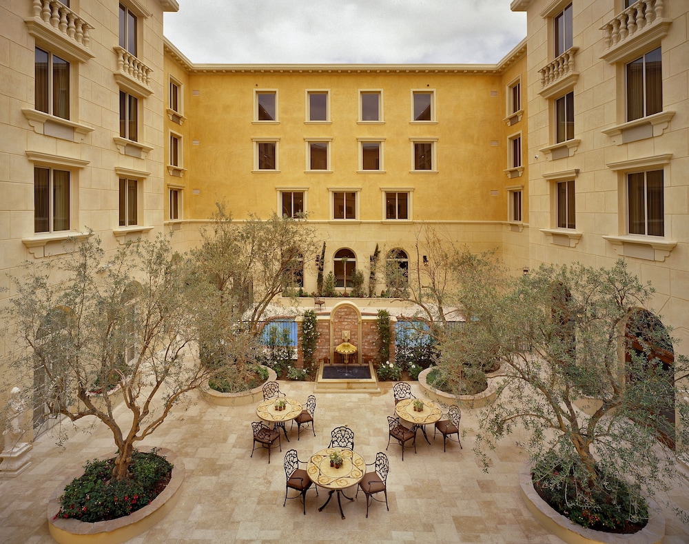 Ayres Hotel Manhattan Beach Hawthorne 40/42