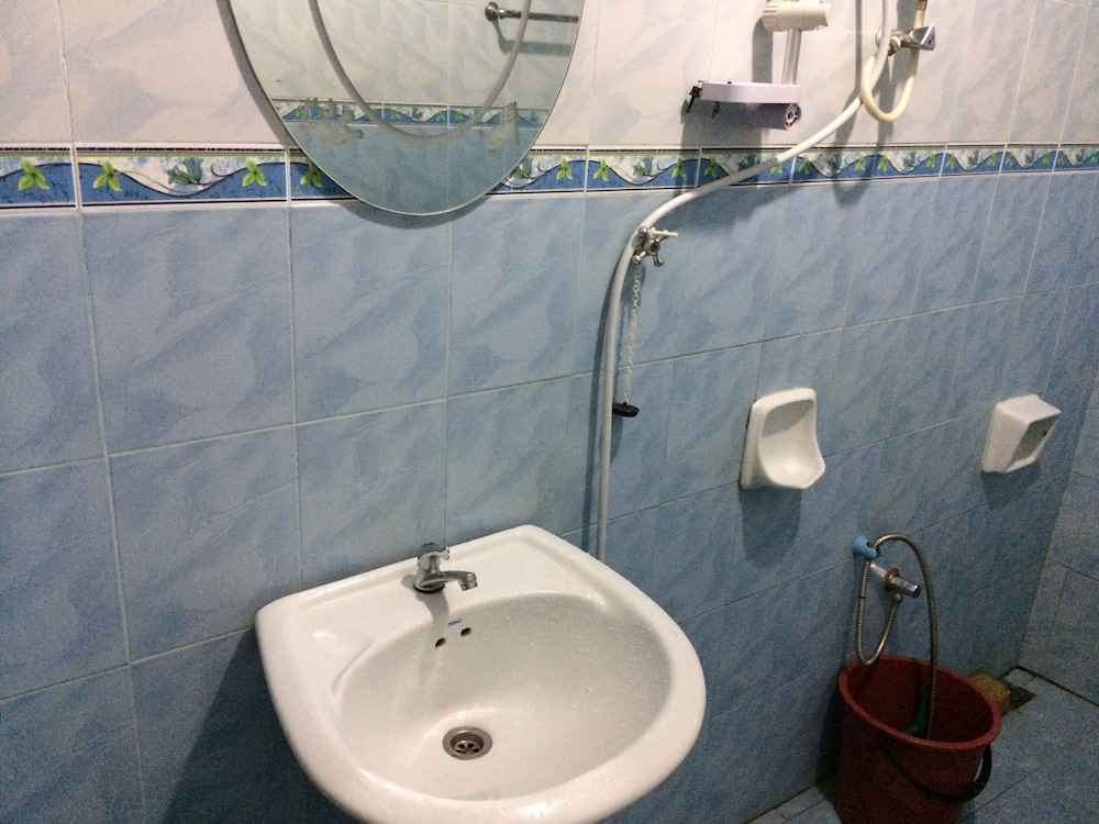 Desa Motel 22/43