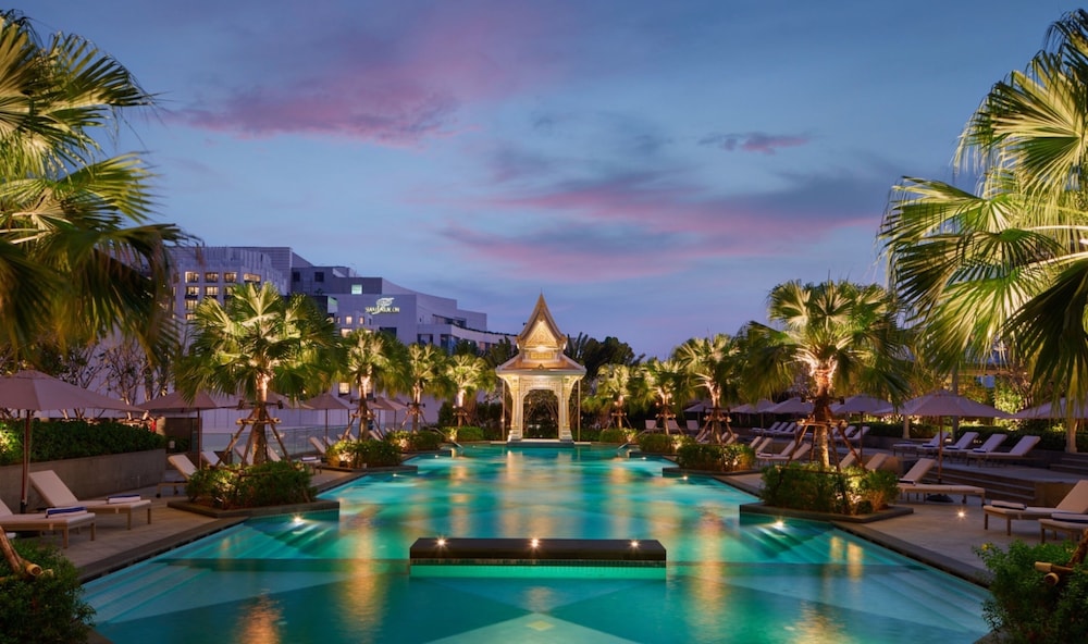 Chatrium Grand Bangkok 46/50