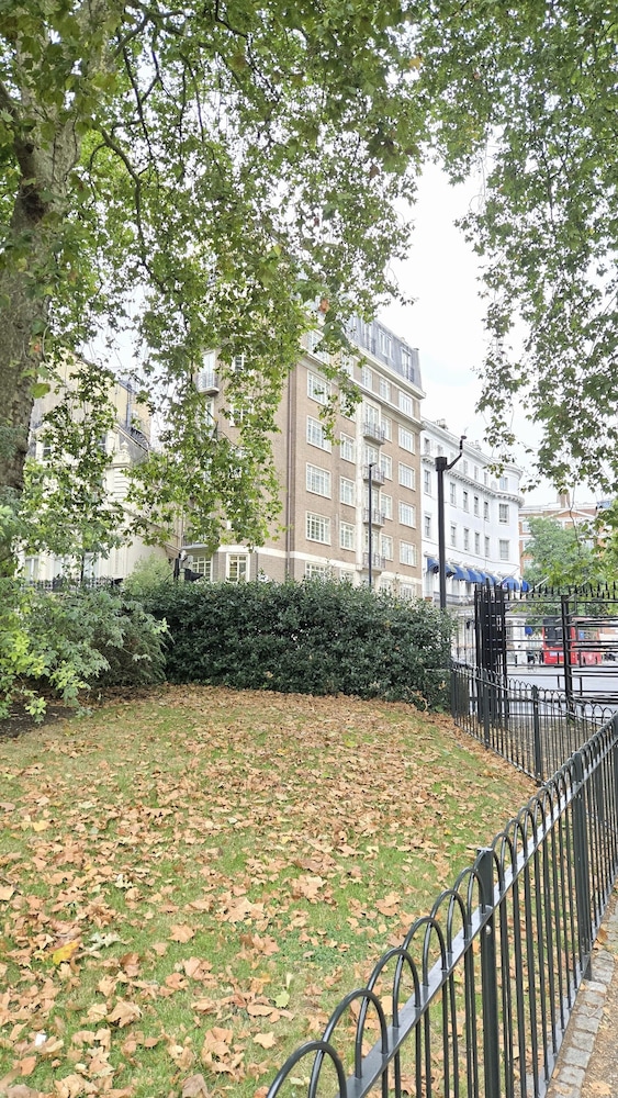 Fountain House 46/50
