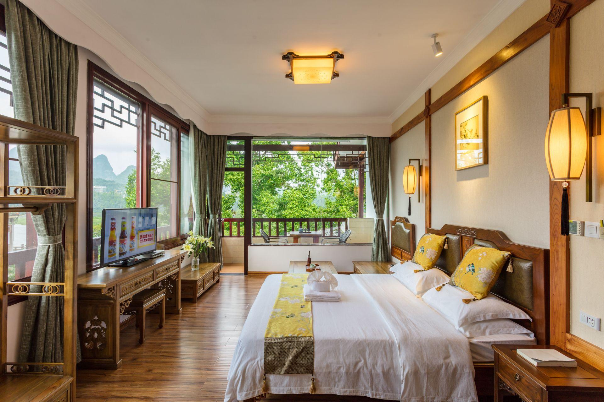 LUXURY, DOUBLE BED, RIVER VIEW