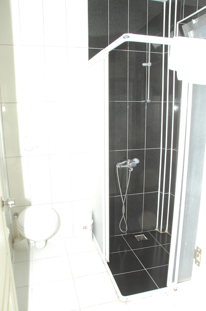 Orient Apart Hotel 25/25