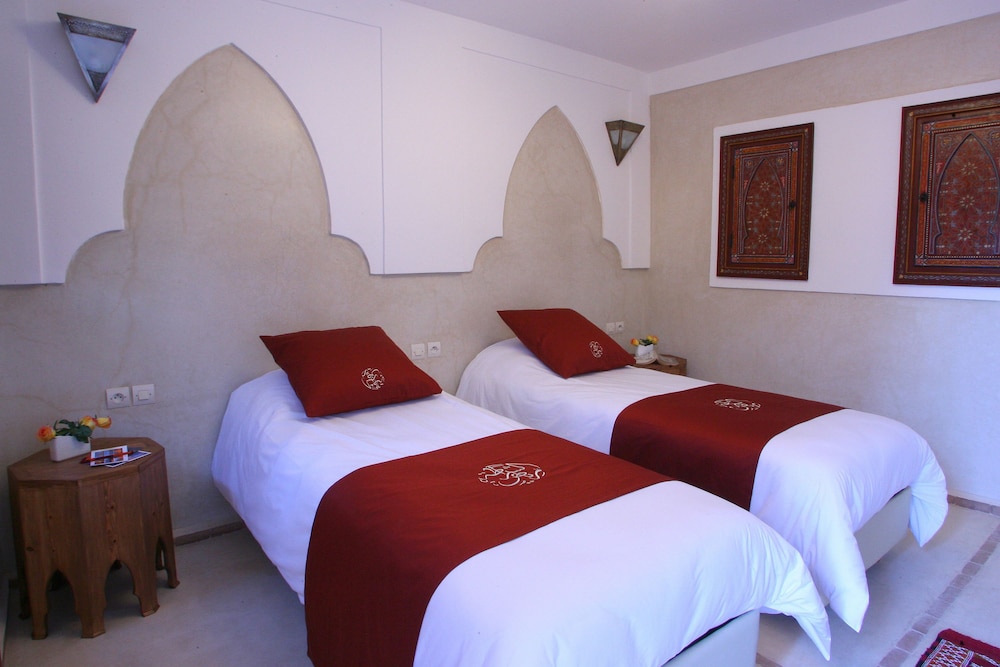 Riad Cherrata 12/49