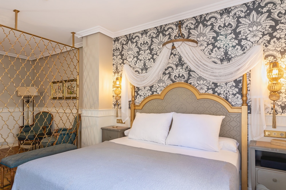Hotel Gravina 51 11/59