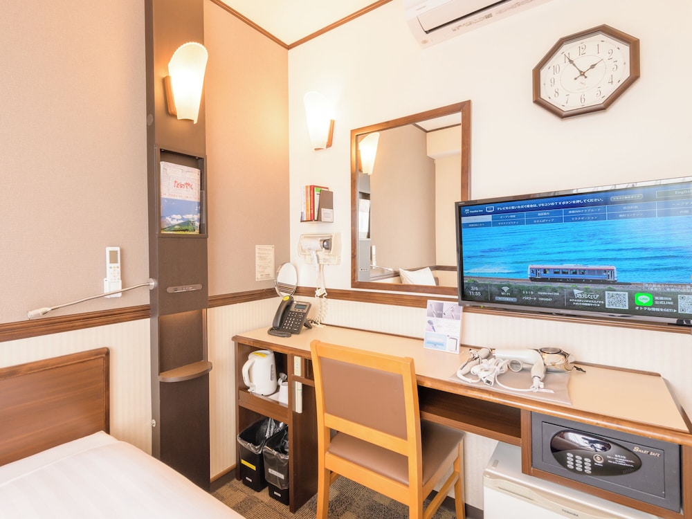 Toyoko Inn Hikone-eki Higashi-guchi 50/50