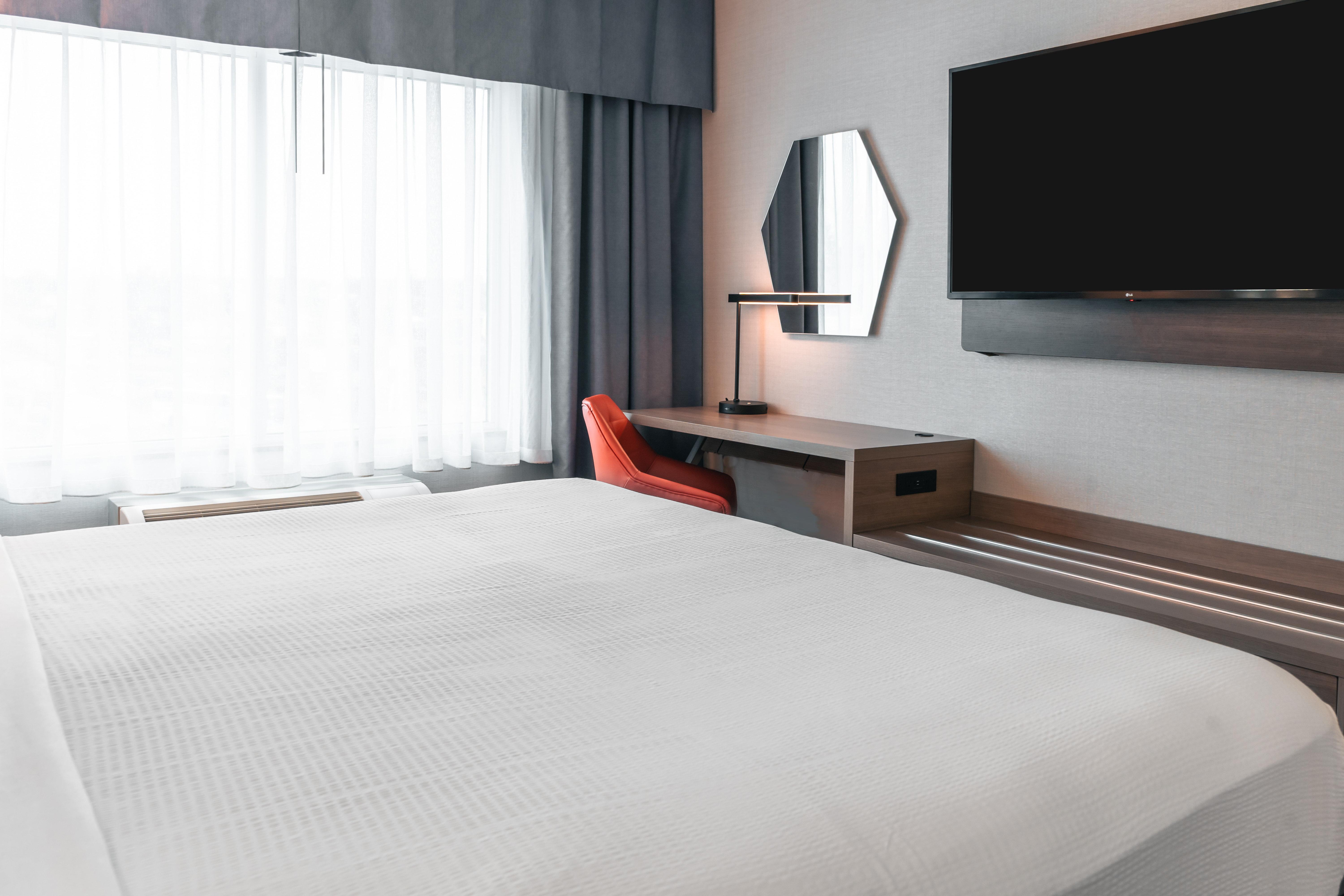 جناح بسرير كينج بغرفة نوم واحدة، Holiday Inn Express Hotel Suites Kingston 3/5
