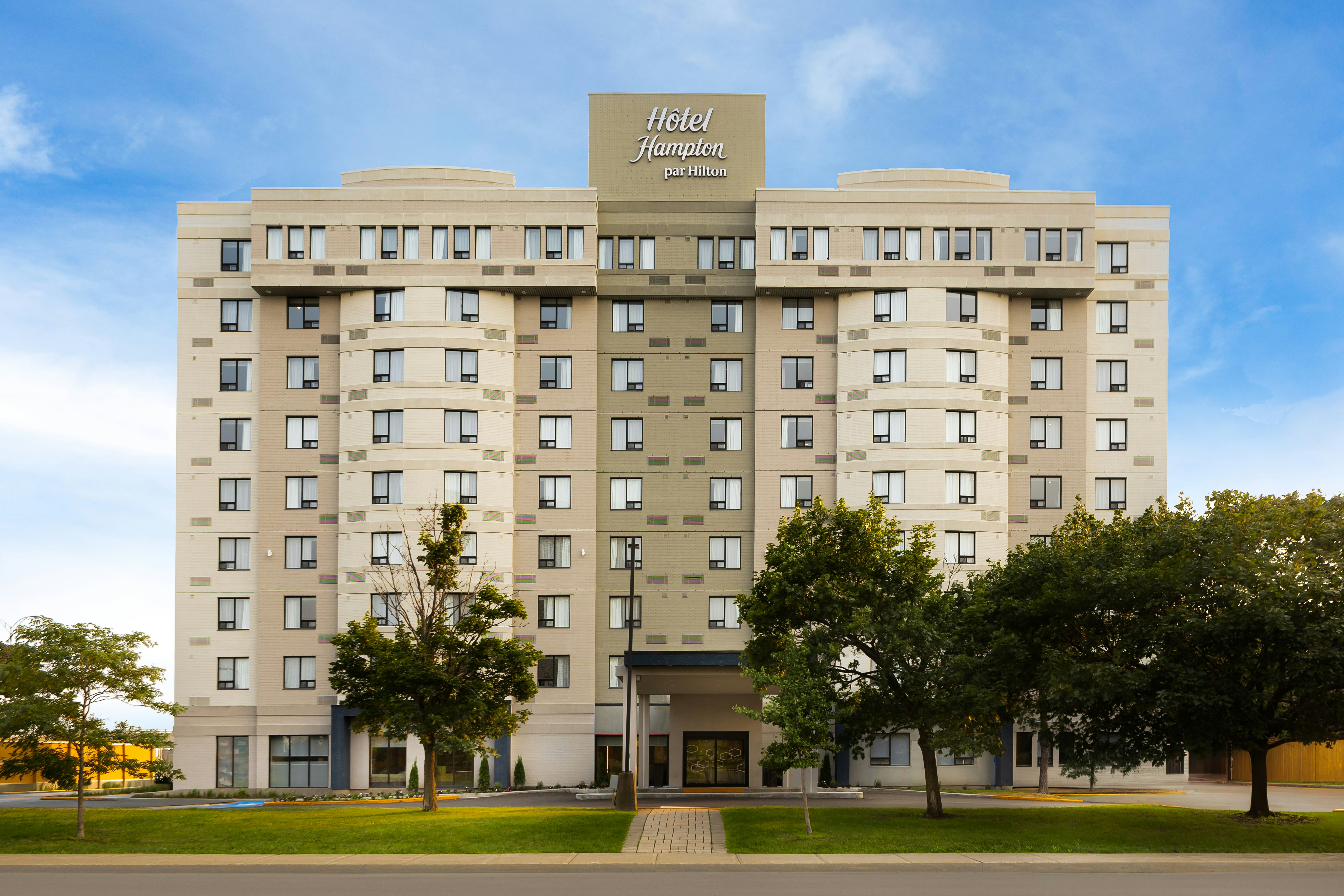 Hampton Inn by Hilton Montreal East Anjou 4/24