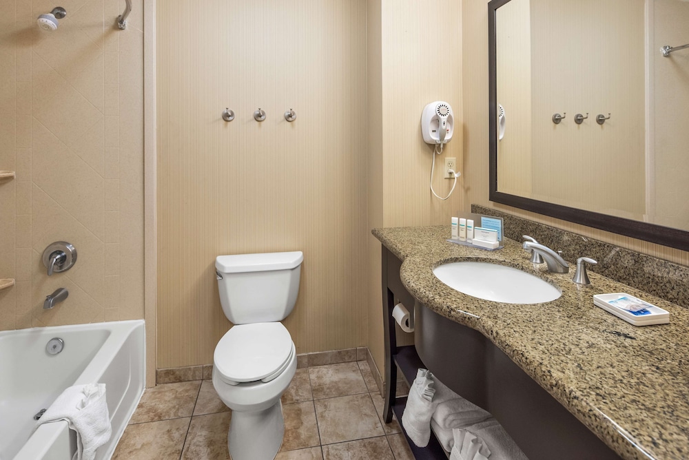 Hampton Inn Suites Banning Beaumont 14/50
