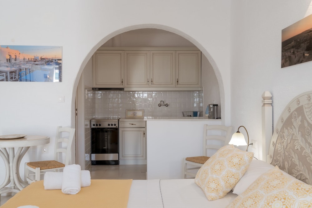 Anthos Apartments 23/50