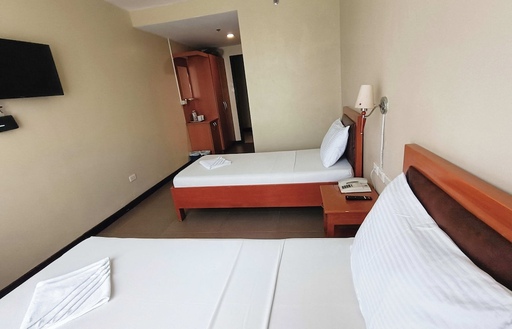 Fuente Oro Business Suites 49/68