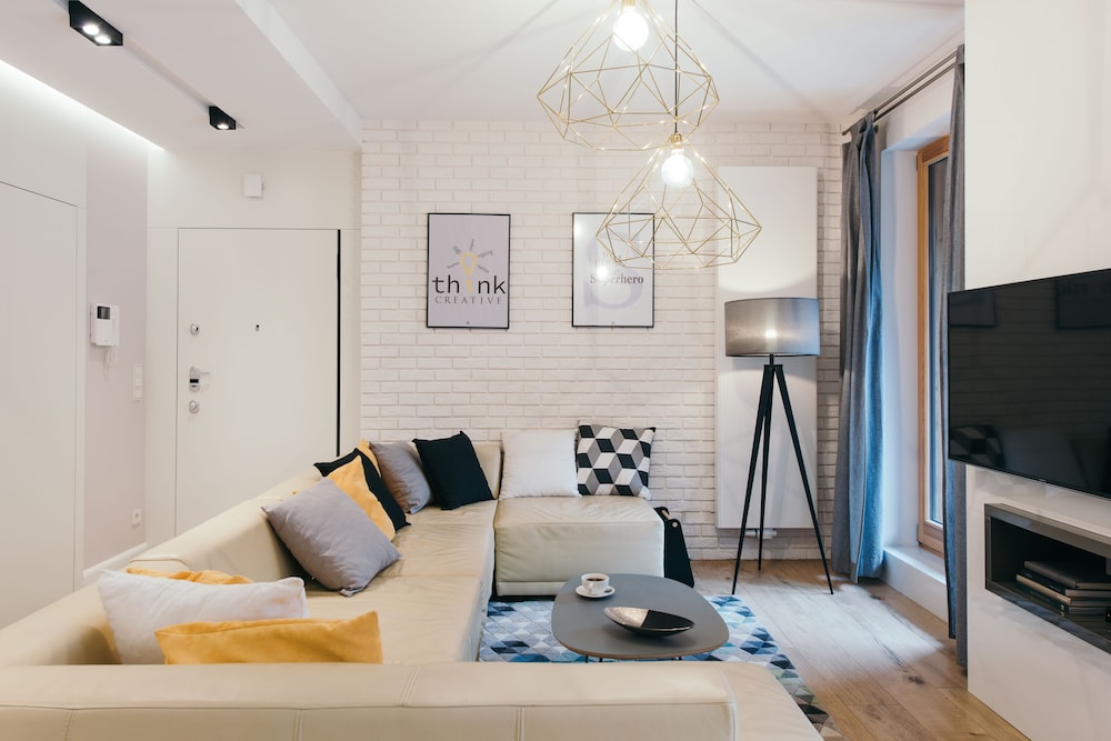 Exclusive Apartments 25/50