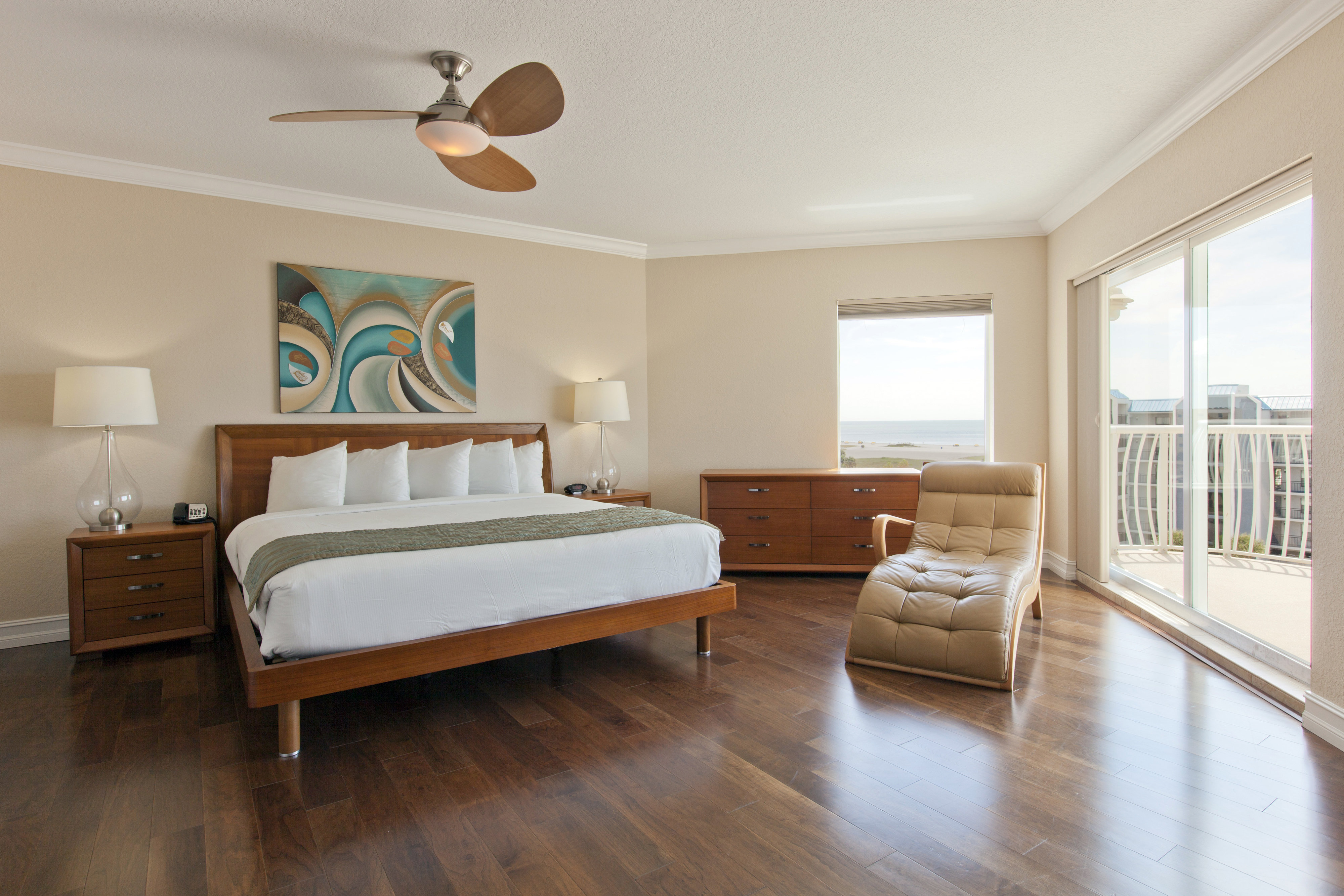 Crystal Palms Beach Resort 20/50