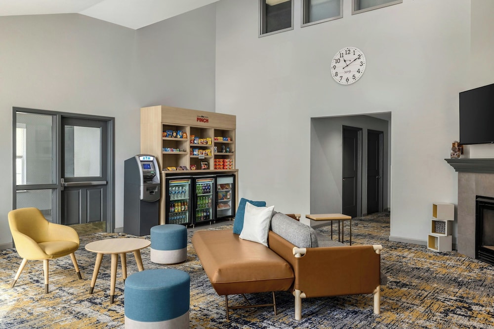 Towneplace Suites By Marriott Detroit Dearborn 14/33