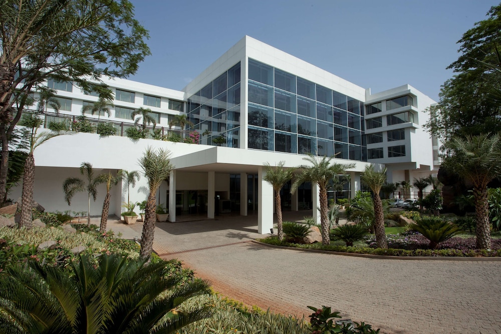 Radisson Blu Plaza Hotel Hyderabad Banjara Hills in HYDERABAD