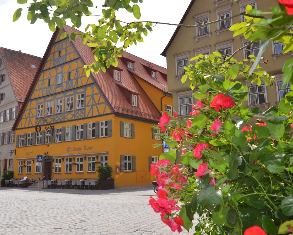 HOTEL & SPA Goldene Rose 4/50