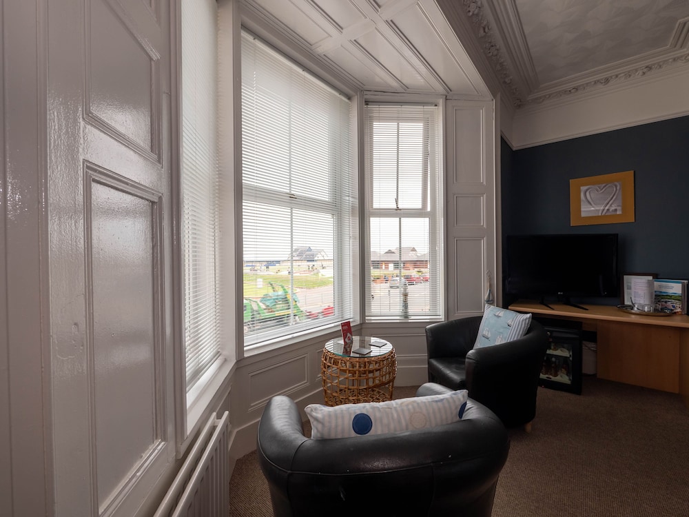 Oyo Pier Hotel Rhyl 28/40