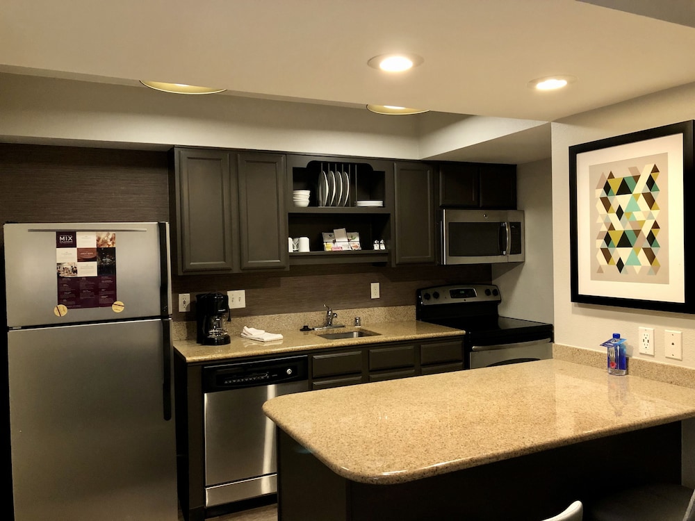 Residence Inn by Marriott Seattle Bellevue 35/57