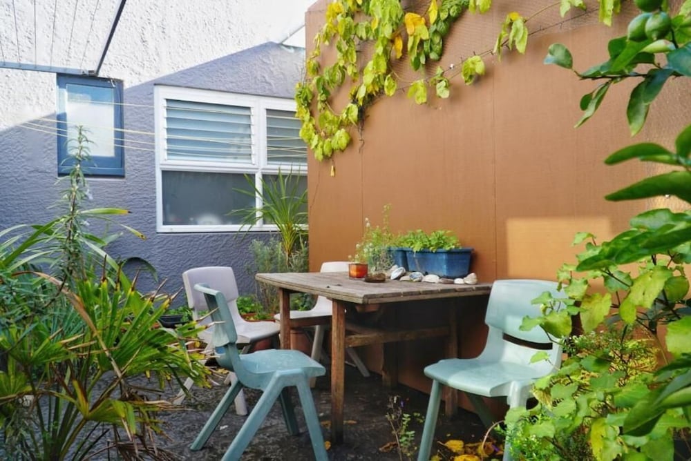 Ariki Backpackers 7/71