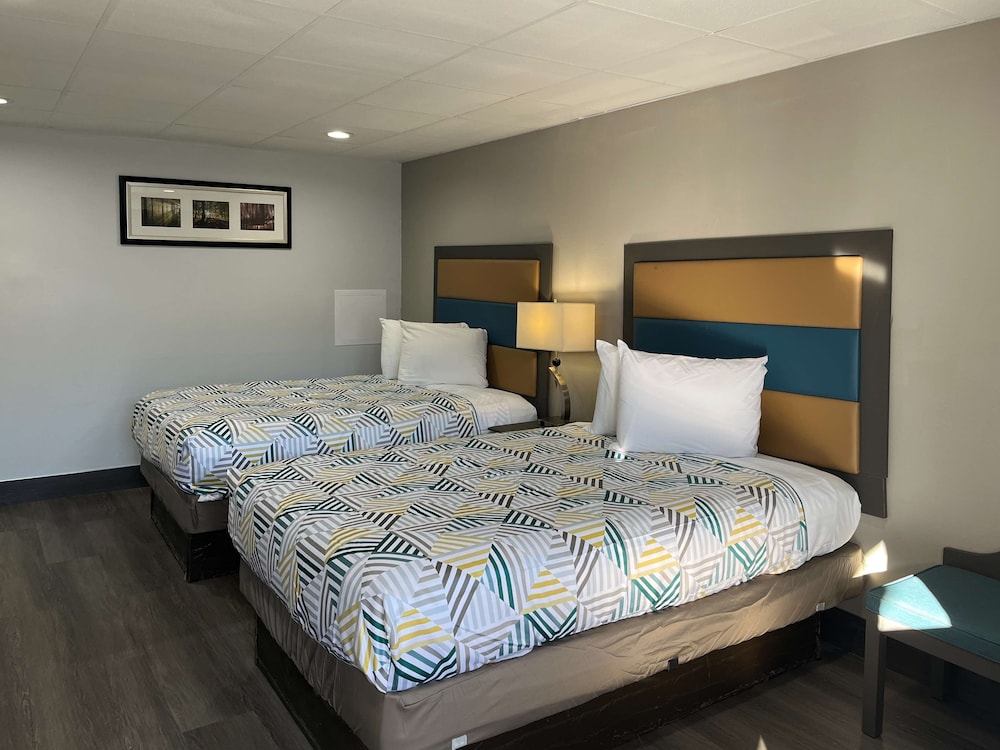 Motel6 Greenville, NC – ECU-Medical Center 24/59