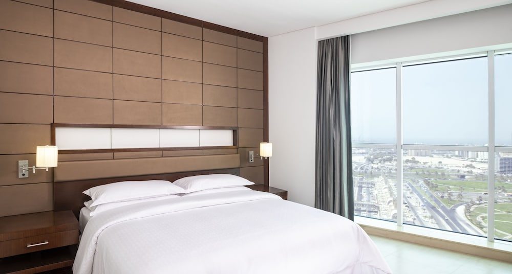 Four Points By Sheraton Sharjah 11/50