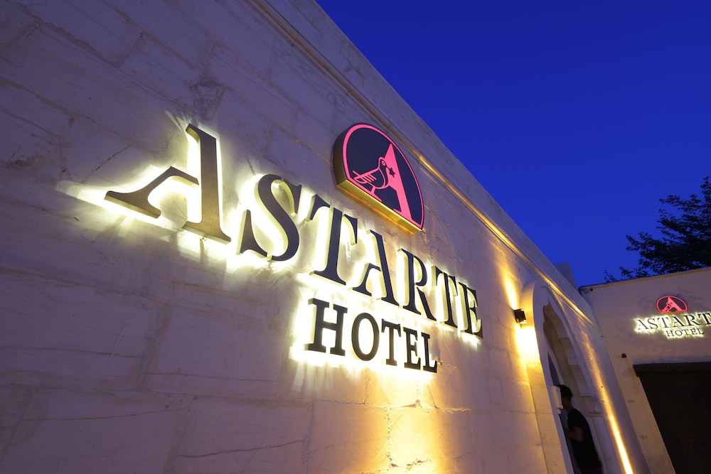 Astarte Hotel 1/50