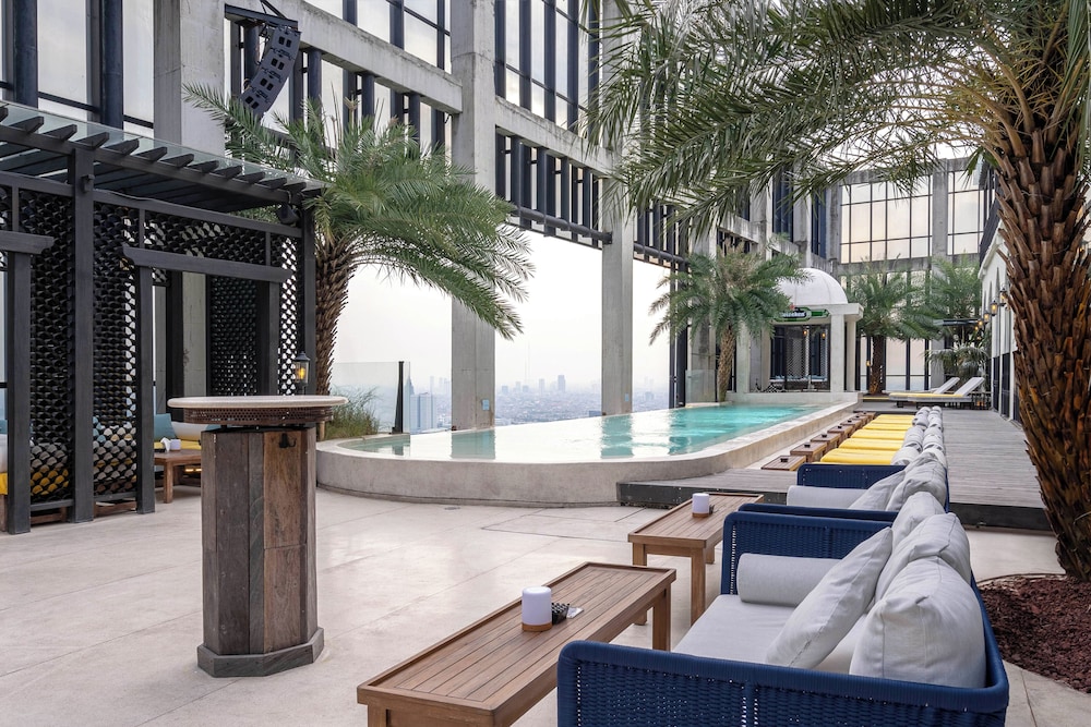 The Orient Jakarta, a Royal Hideaway Hotel 46/50