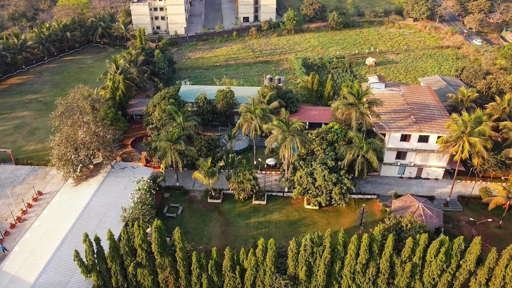 Pushp Vatika Resort & Lawns 53/60