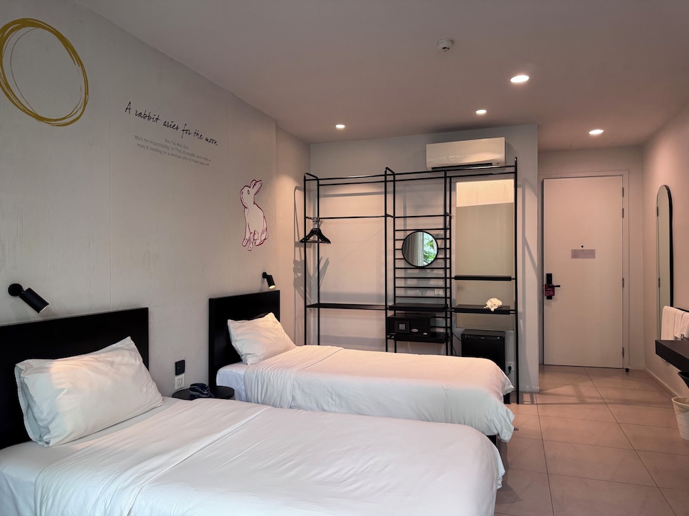 Chern Hostel 37/71