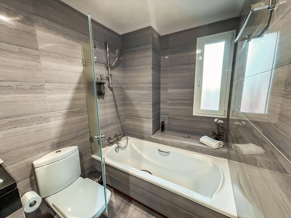 Boutique Hotel Marbella Heights 50/50