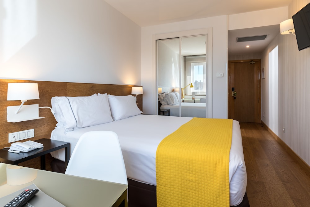 Rafaelhoteles Atocha 25/68