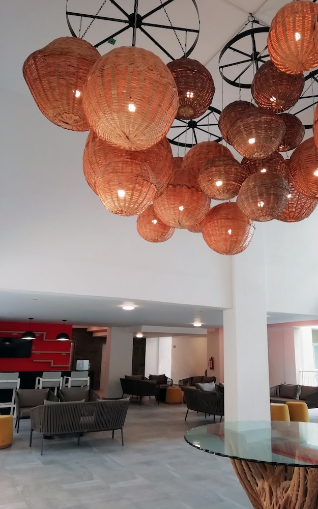 Decameron La Marina Guayabitos Ramada All Inclusive Resort 25/50