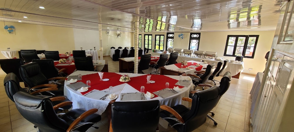Hotel Troy Nairobi 26/46