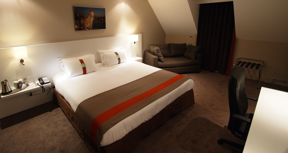 Holiday Inn Paris Auteuil 23/45