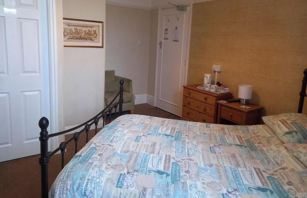 Bay Court 16/26