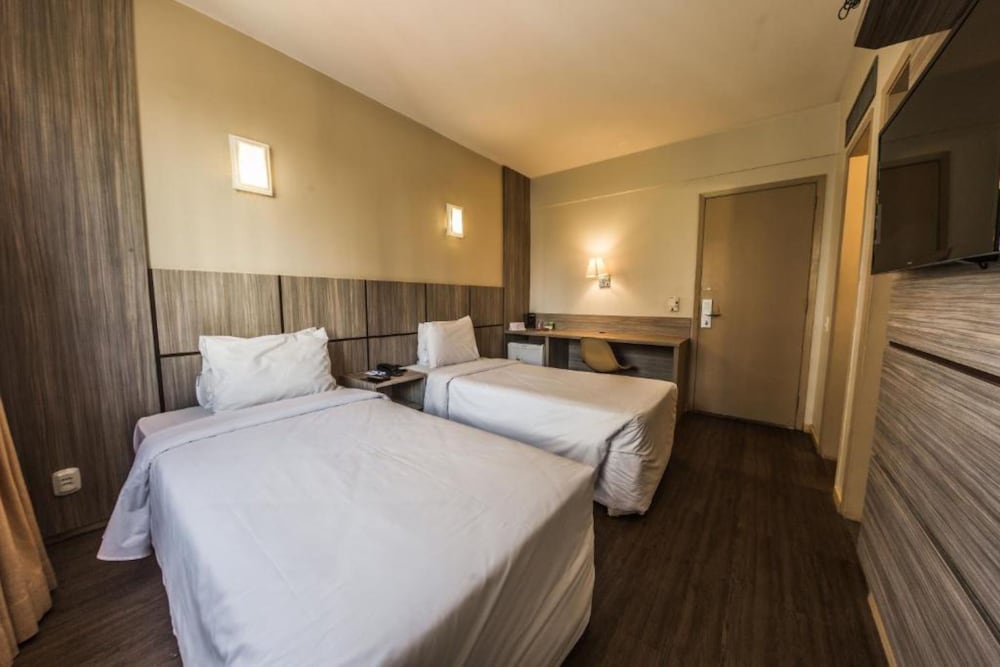 AMÉRICA BITTAR HOTEL 19/38