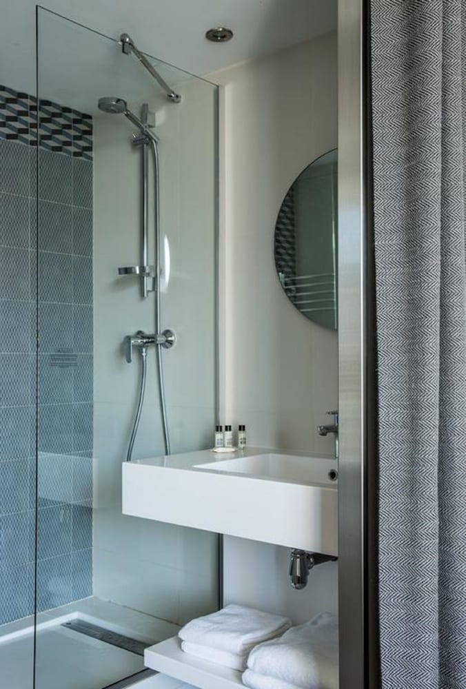 Atrium Suresnes Hotel 15/61